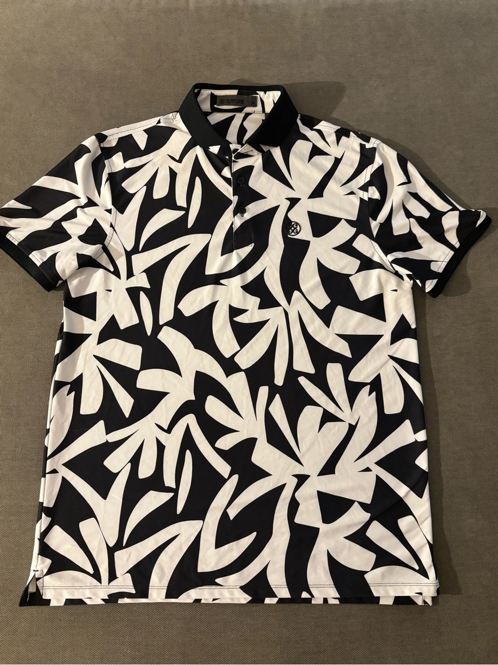 G/FORE Black & White Abstract Leaf-Print Polo